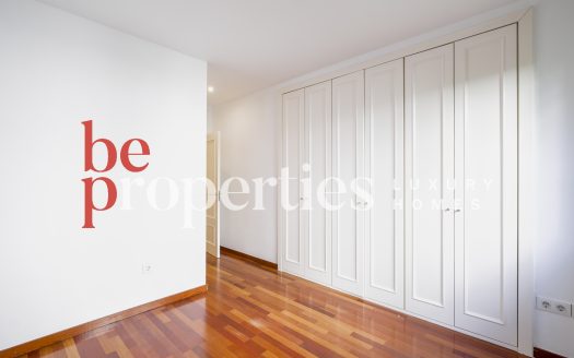 Planta baja cerca estación Sant Cugat