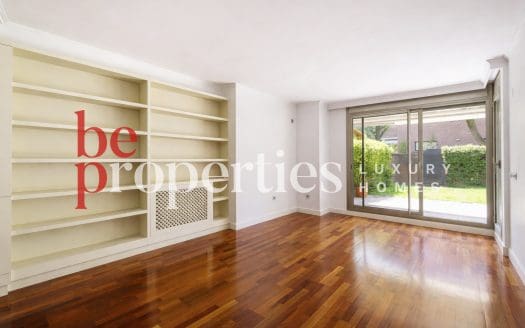 Planta baja cerca estación Sant Cugat