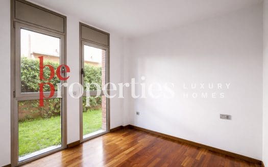 Planta baja cerca estación Sant Cugat