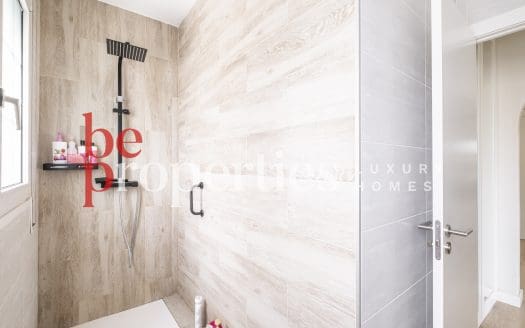 Chalet en Arxius, reformado con muebles