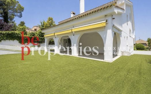 Chalet en Arxius, reformado con muebles
