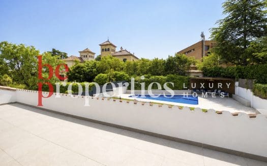 Chalet en Arxius, reformado con muebles