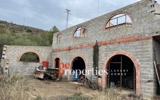 Finca con viñedos y olivares en el Molar, Priorat