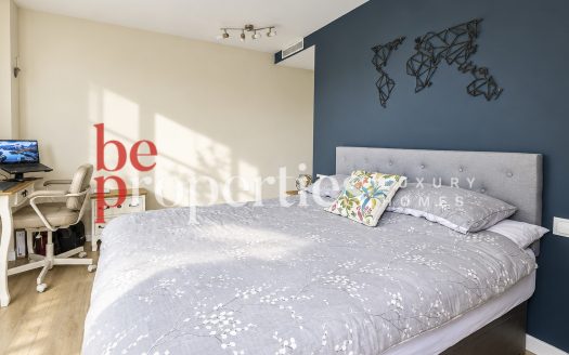 Casa de diseño semi nueva