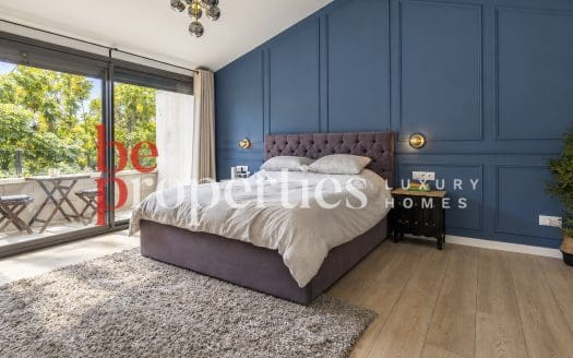 Casa de diseño semi nueva
