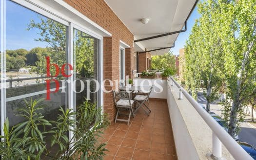 Ático Dúplex a Tres Vientos en Colomer