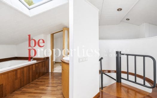 Ático Dúplex a Tres Vientos en Colomer