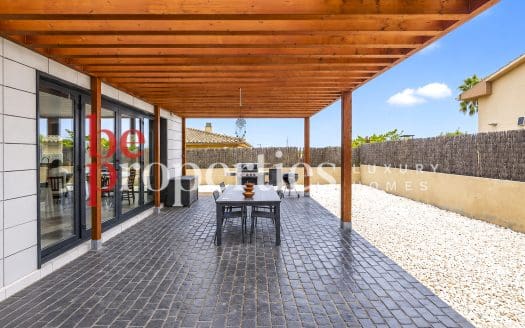 Rubí, casa seminueva en planta